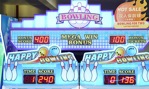 Detalhe da máquina de jogo Happy Bowling Arcade1