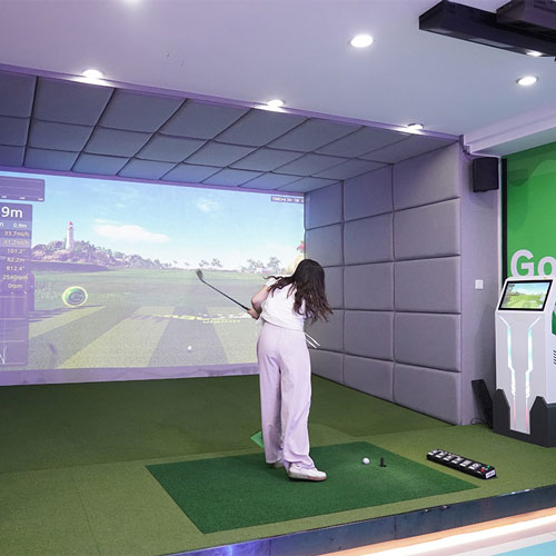 Customizable Basement Golf Simulator Main Image7